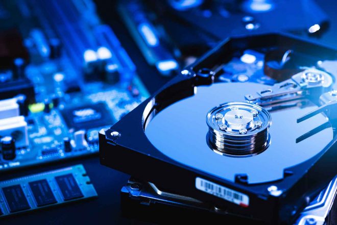 Data Recovery : Use Free Or Paid File Recover Software￼